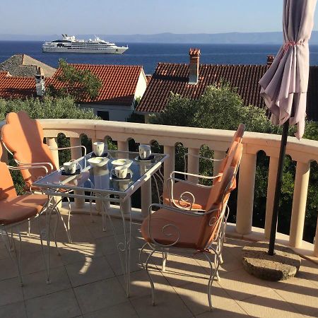 House Koloc Apartman Bol Kültér fotó