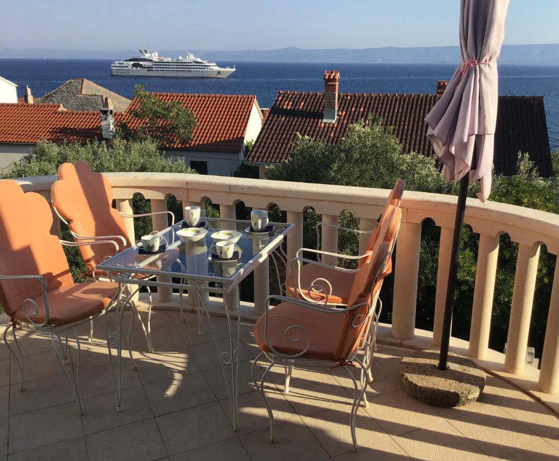 House Koloc Apartman Bol Kültér fotó