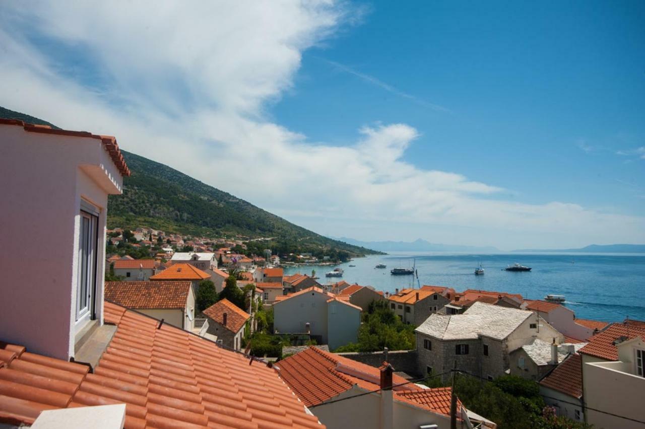 House Koloc Apartman Bol Kültér fotó
