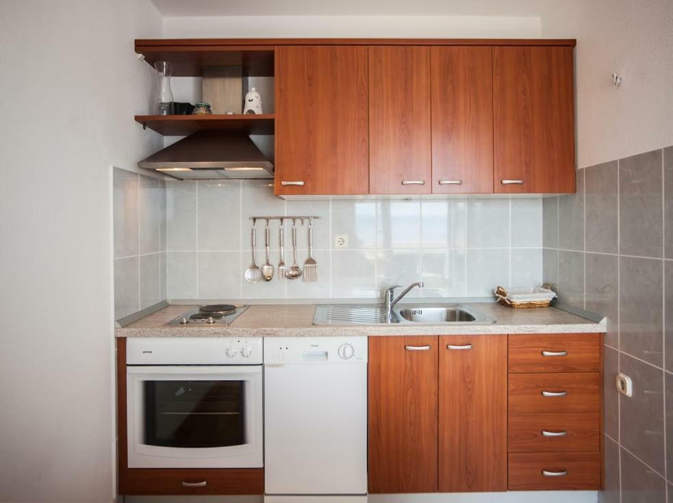 House Koloc Apartman Bol Kültér fotó